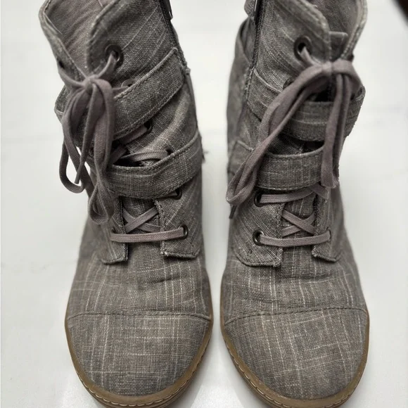 Blowfish Malibu Gray Women's Wedge Ankle Boots - Picture 3 of 7